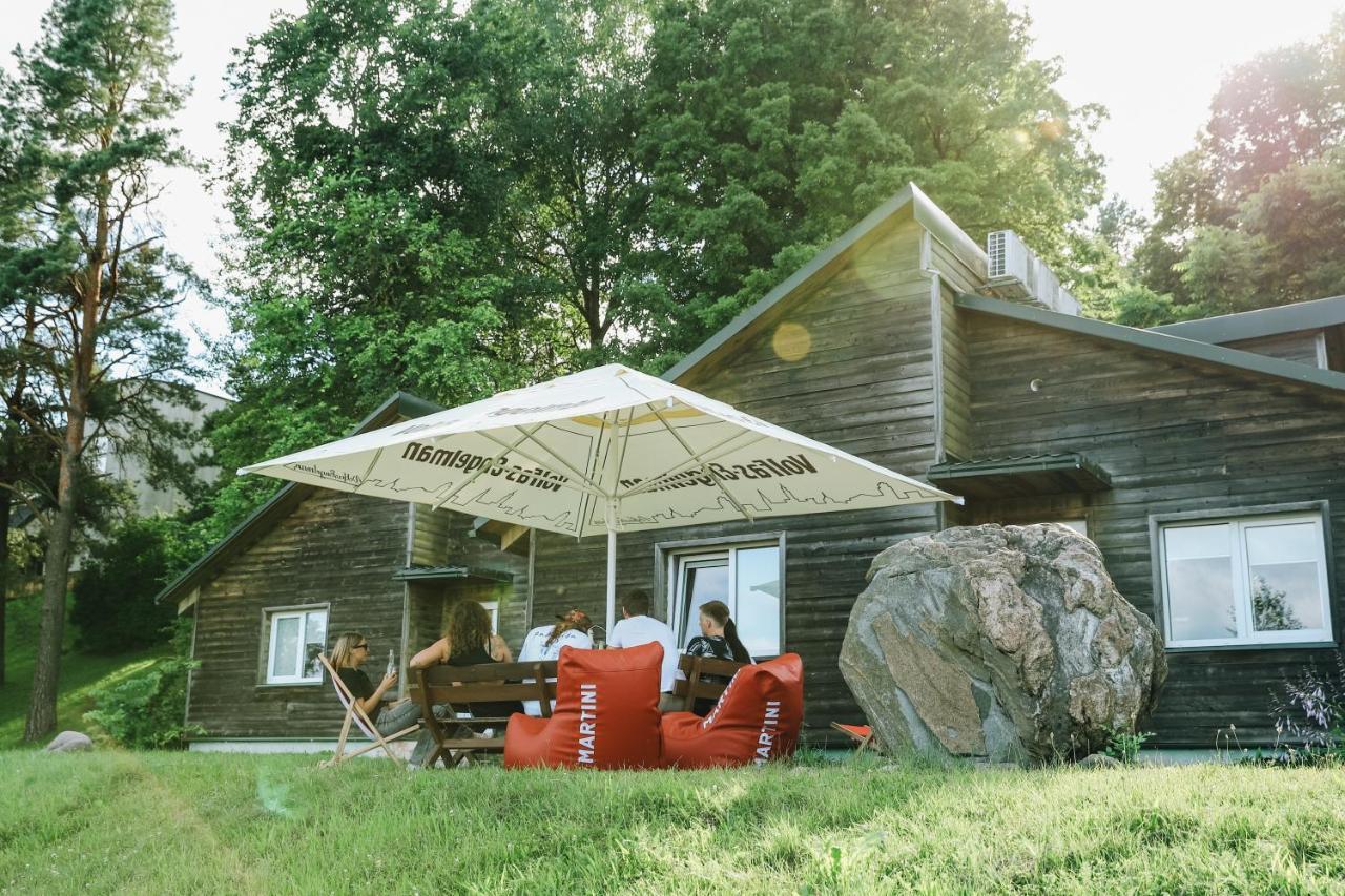 Namelis Ant Vilnojos Ezero Kranto Guest House Suderve Exterior photo